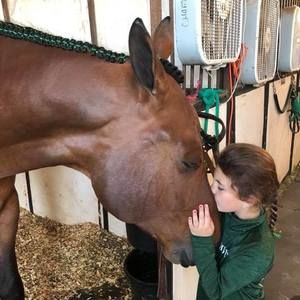 Meet your Posher, Wendy